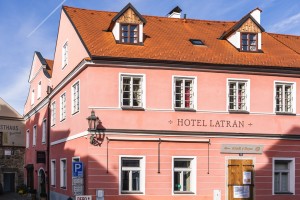 Hotel Latran